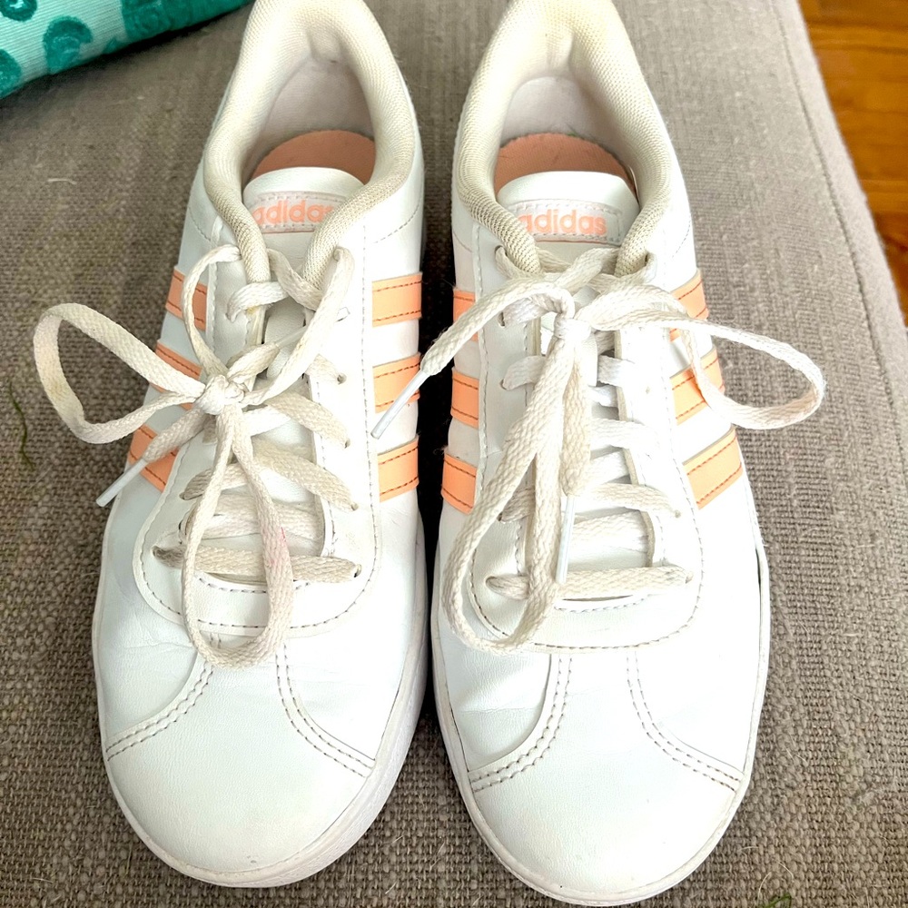 Adidas white/ peach stripes sneakers women 5